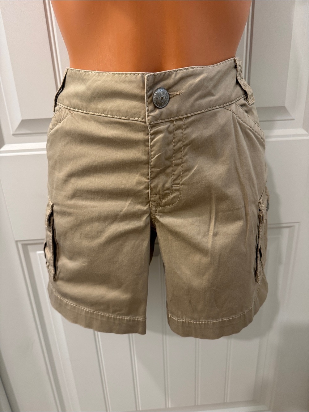 CACHE Cotton Sateen Cargo Utility Shorts Tan Size 4 $75 EUC KL Y2K